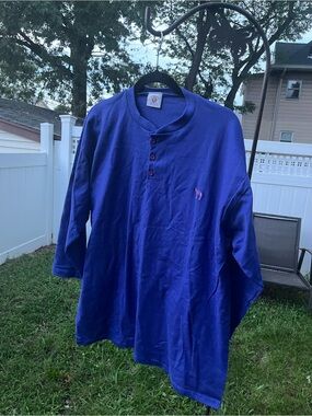 Vintage Camel Men's Blue Henley Shirt with Embroidered Logo size large